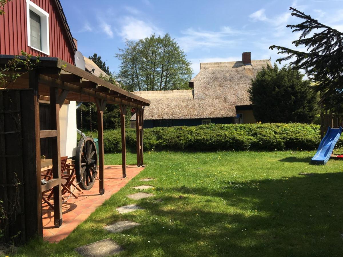 Trollhus - Grosses Familienfreundliches Ferienhaus Born Extérieur photo