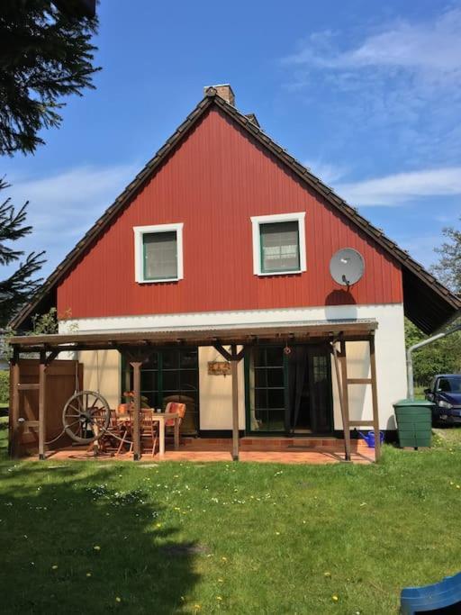 Trollhus - Grosses Familienfreundliches Ferienhaus Born Extérieur photo