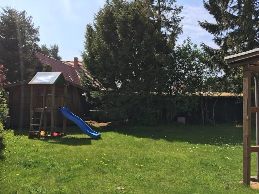 Trollhus - Grosses Familienfreundliches Ferienhaus Born Extérieur photo